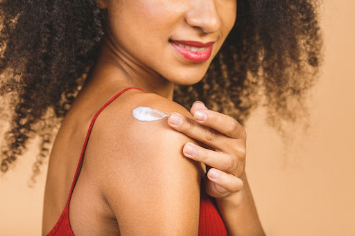 What Is White Cast & How To Avoid Those Sunscreens